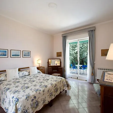 Donna Elisa Sorrento